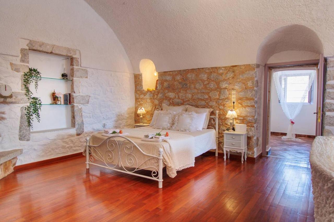 Iliana'S House - Spacious Cave House In The Center Of Areopolis Εξωτερικό φωτογραφία